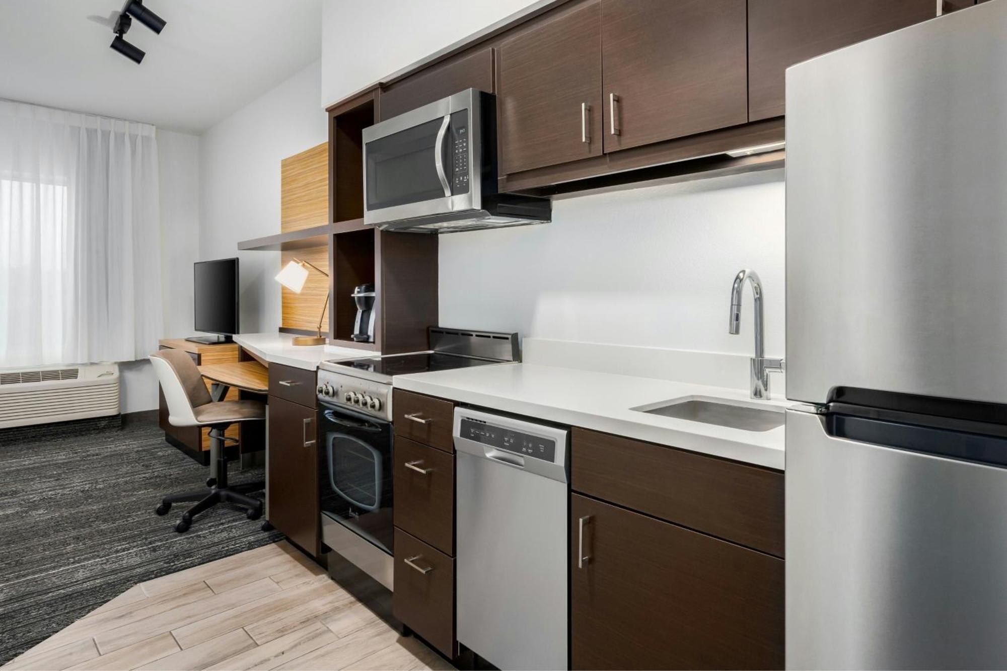 Towneplace Suites Дотан Екстериор снимка