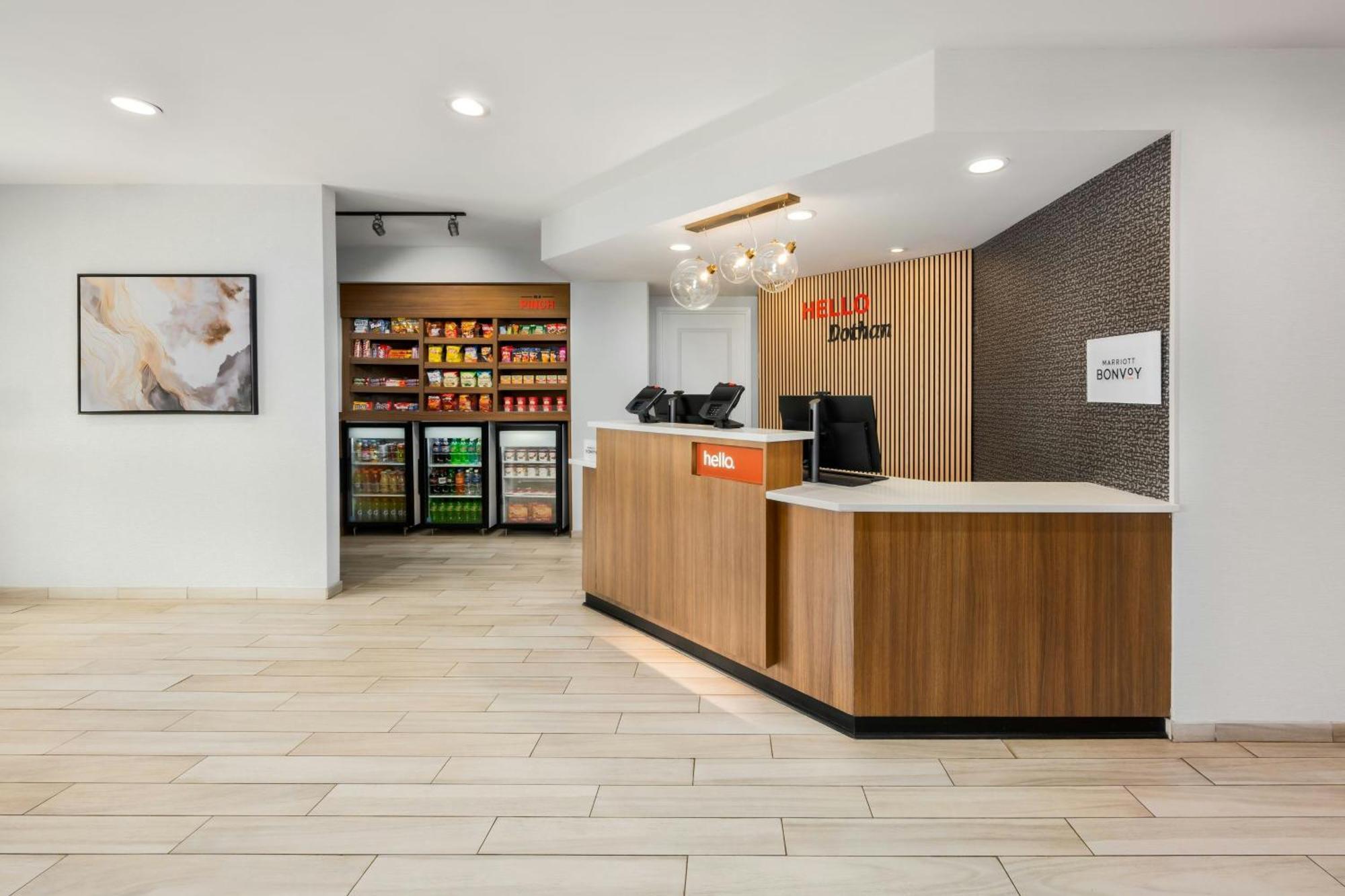 Towneplace Suites Дотан Екстериор снимка