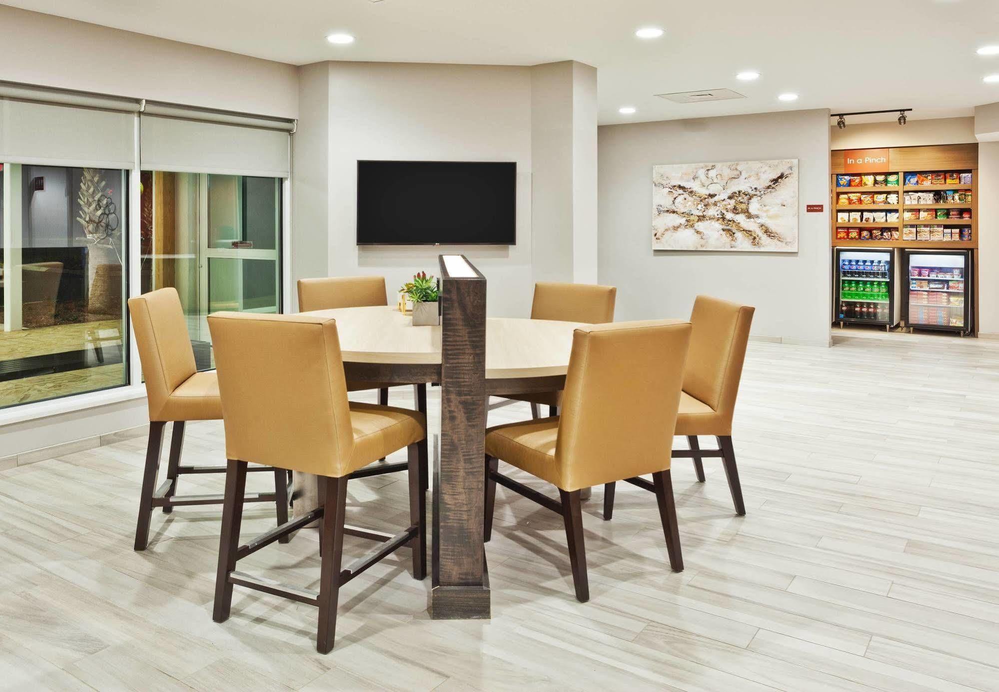 Towneplace Suites Дотан Екстериор снимка